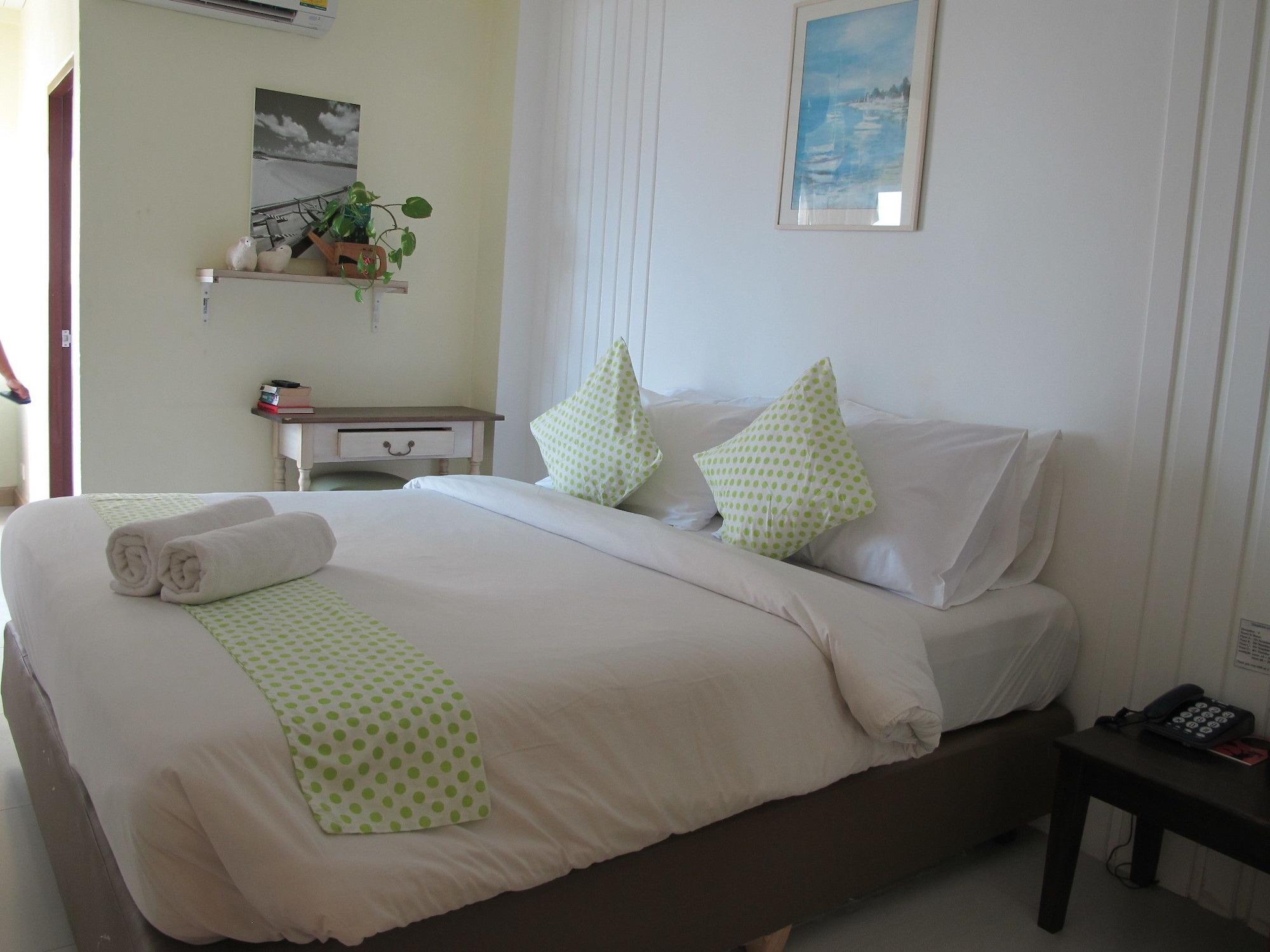 Pius Place Pattaya Exterior photo