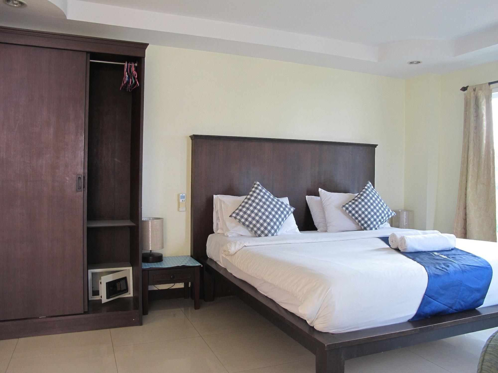 Pius Place Pattaya Exterior photo