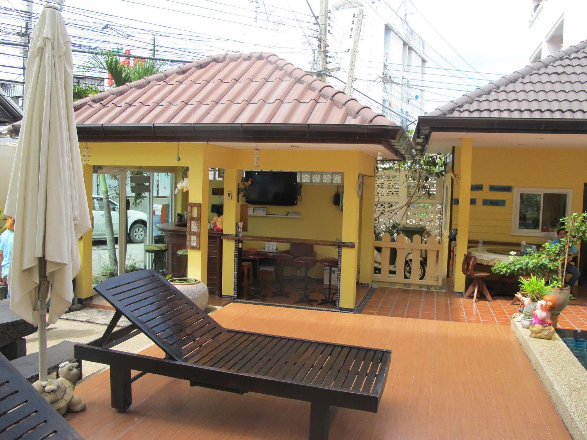 Pius Place Pattaya Exterior photo